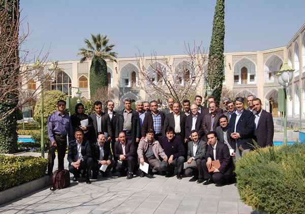 Les participants au séminaire d'aiguillage des train à haute vitesse, Hôtel Abassi Ispahan.